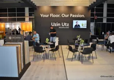 Een blik in de stand van Uzin Utz, dat met de merken UZIN, PALLMANN, WOLFF en samen met groothandel INTR. naar Gorinchem was gekomen.